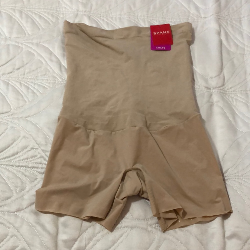 Spanx high-waisted girl short